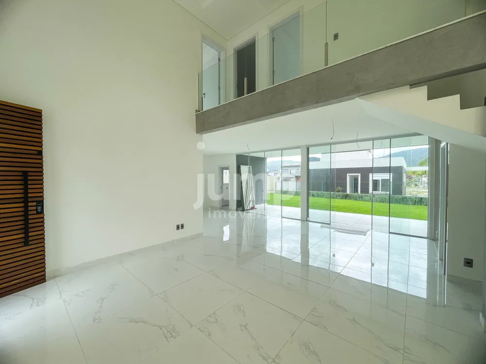 Casa, 3 quartos, 212 m² - Foto 3