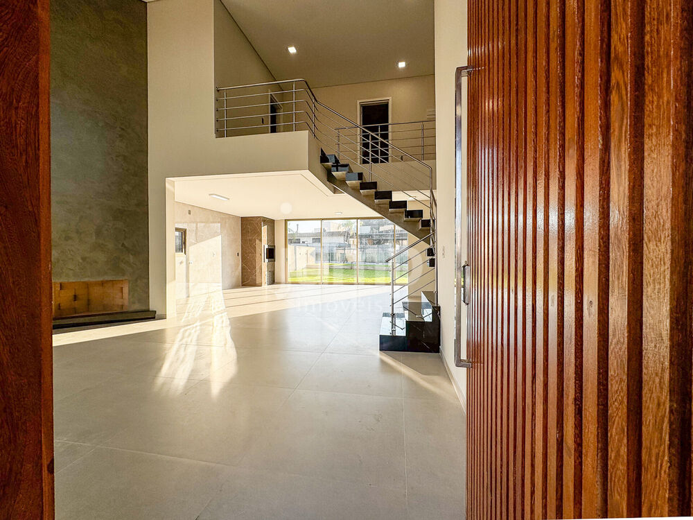 Casa, 4 quartos, 236 m² - Foto 2