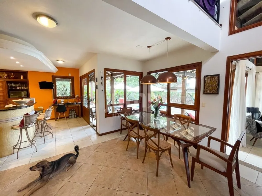 Casa, 3 quartos, 263 m² - Foto 6