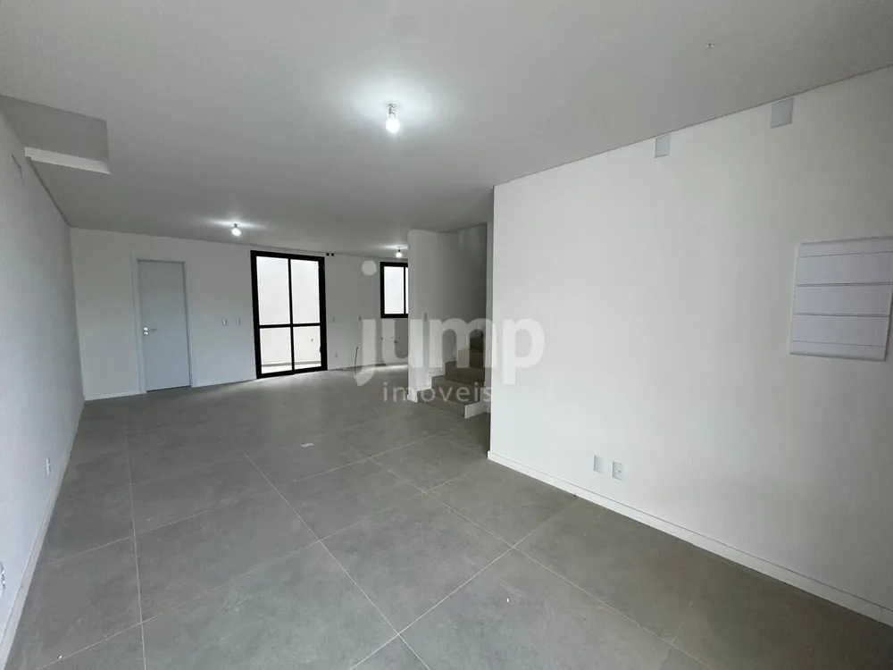 Casa, 3 quartos, 174 m² - Foto 1