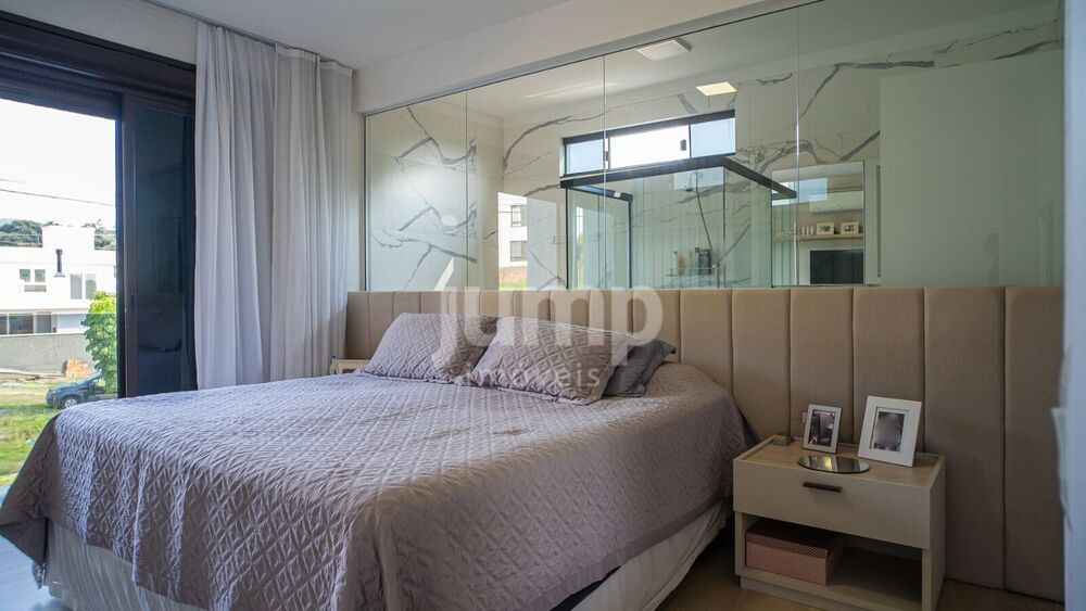 Casa, 4 quartos, 235 m² - Foto 10