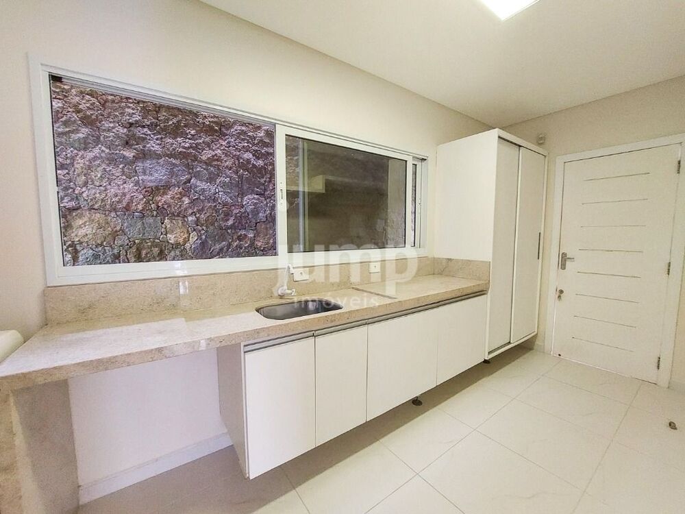 Casa, 3 quartos, 350 m² - Foto 1