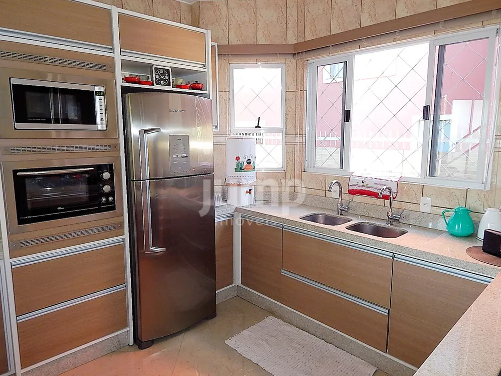 Casa, 5 quartos, 245 m² - Foto 8