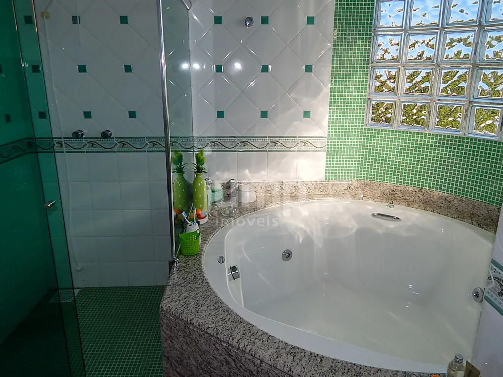 Casa, 5 quartos, 245 m² - Foto 11