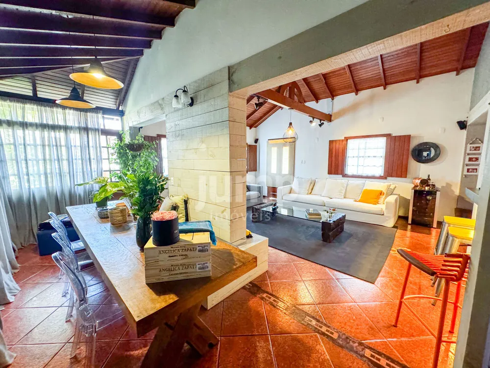 Casa, 4 quartos, 250 m² - Foto 2