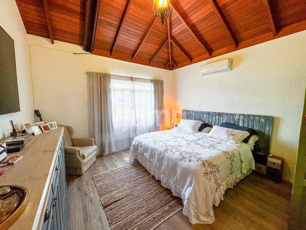 Casa, 4 quartos, 250 m² - Foto 10
