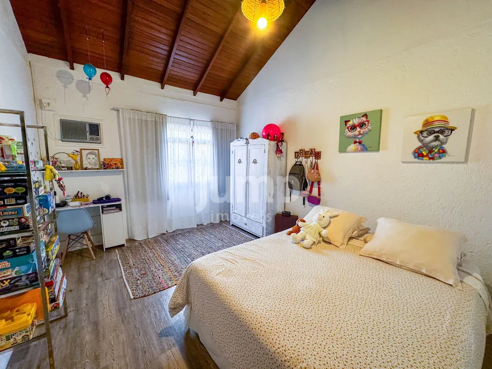 Casa, 4 quartos, 250 m² - Foto 8