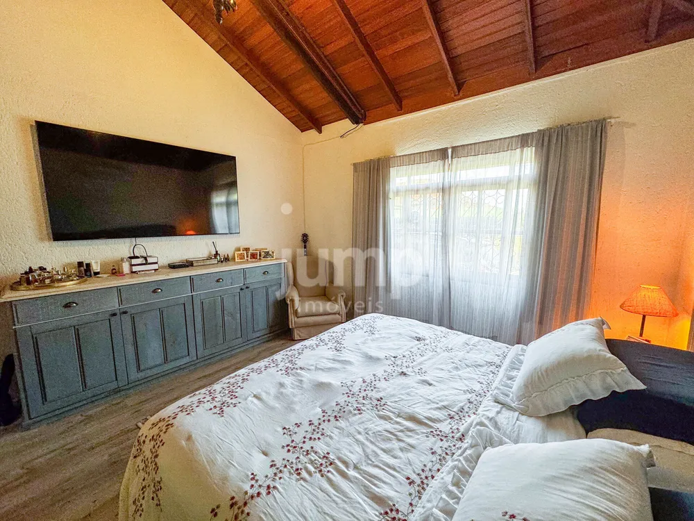 Casa, 4 quartos, 250 m² - Foto 11