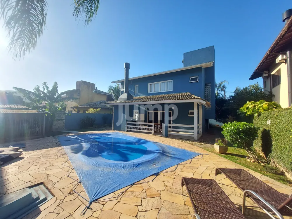 Casa, 4 quartos, 290 m² - Foto 1
