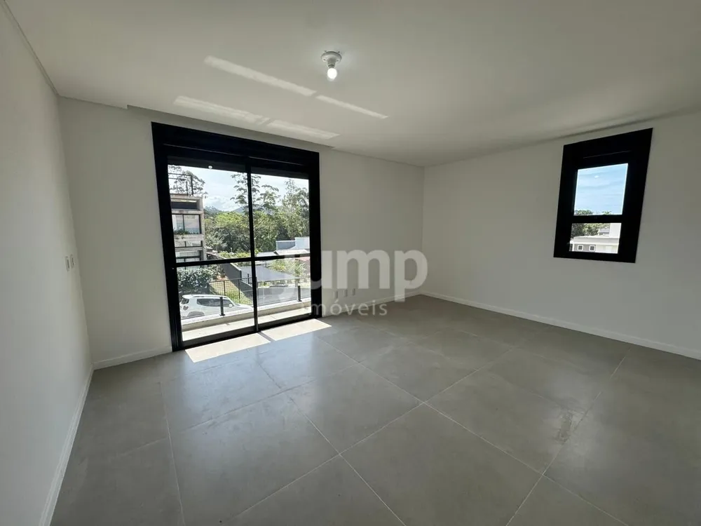 Casa, 3 quartos, 192 m² - Foto 6