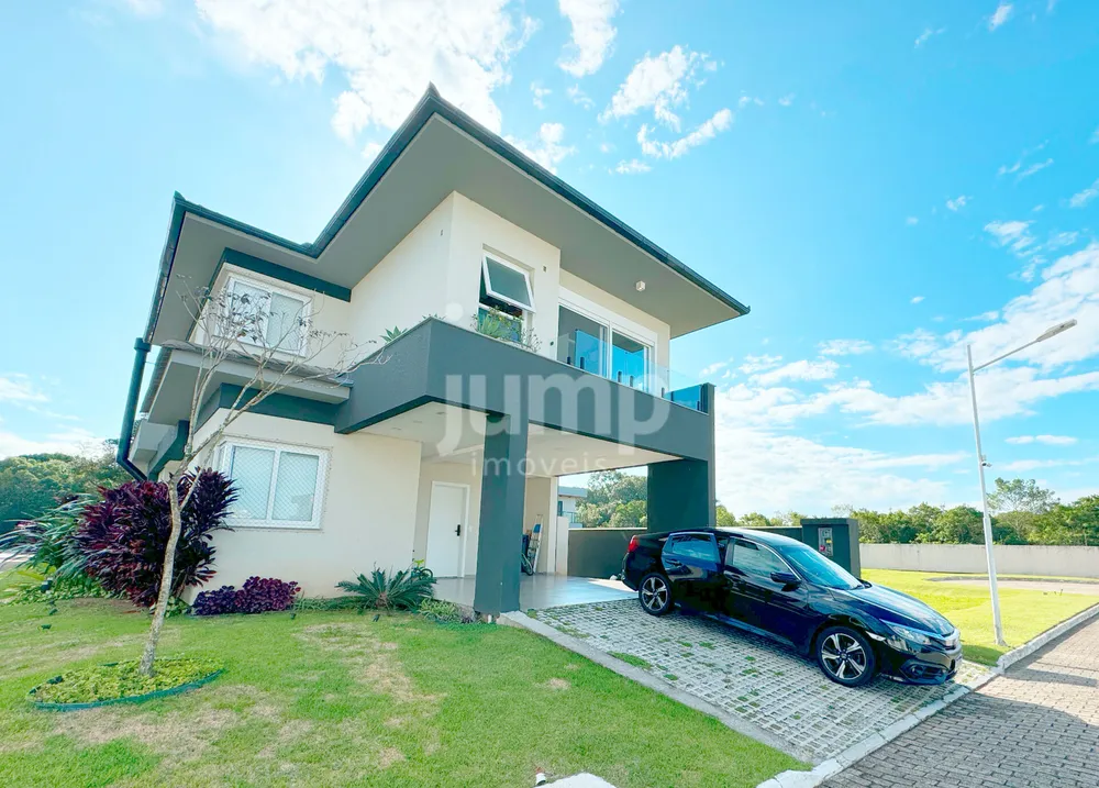 Casa, 3 quartos, 251 m² - Foto 1