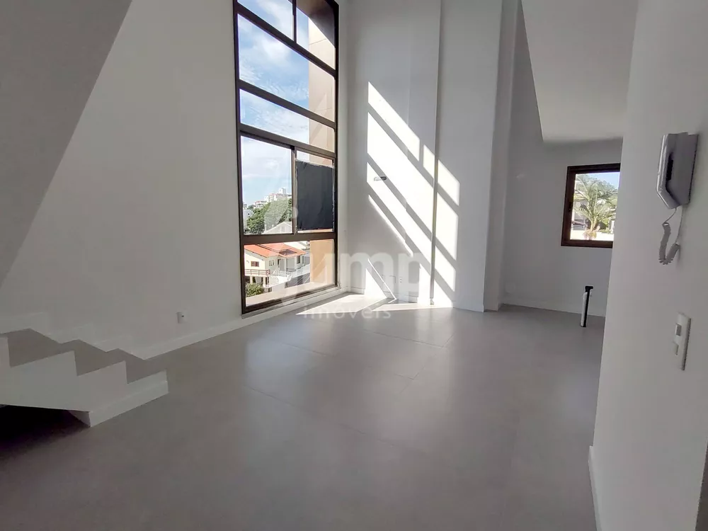 Apartamento à venda com 1 quarto, 60m² - Foto 1