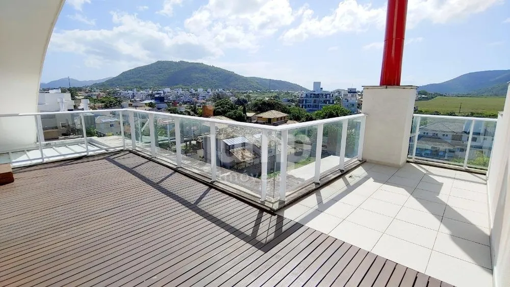 Cobertura, 3 quartos, 227 m² - Foto 1