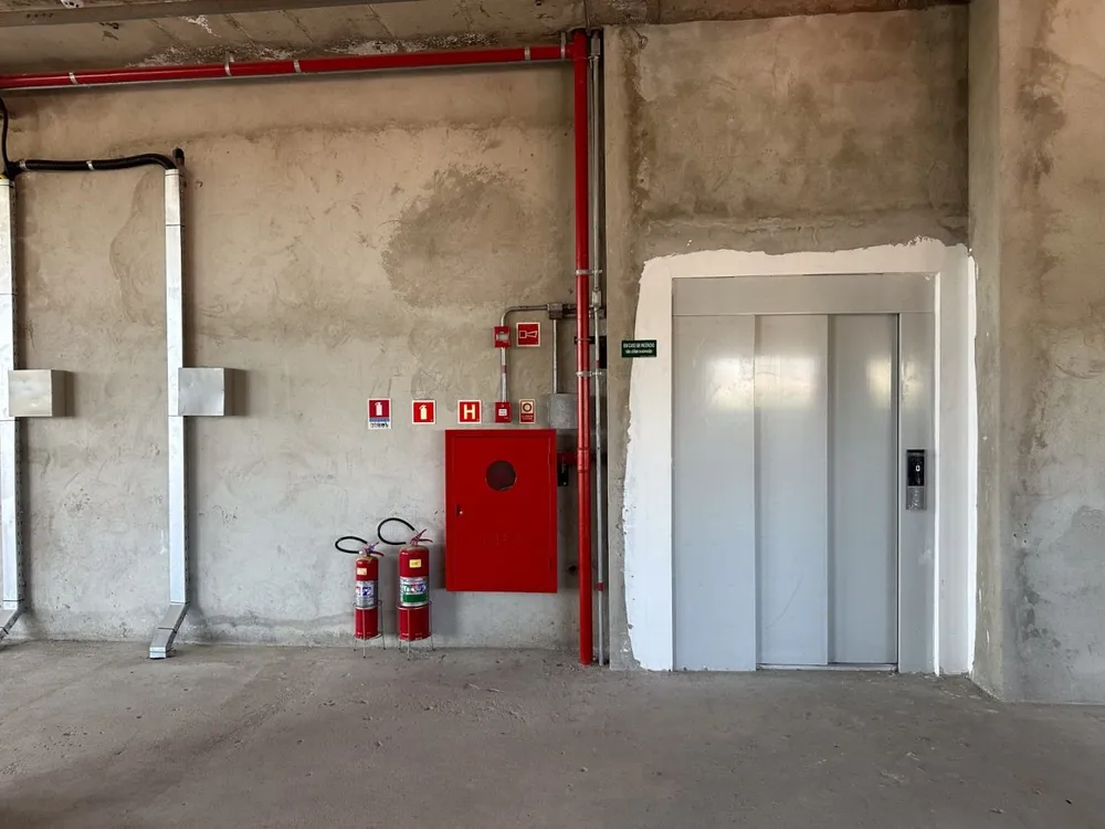 Prédio Inteiro, 243 m² - Foto 2