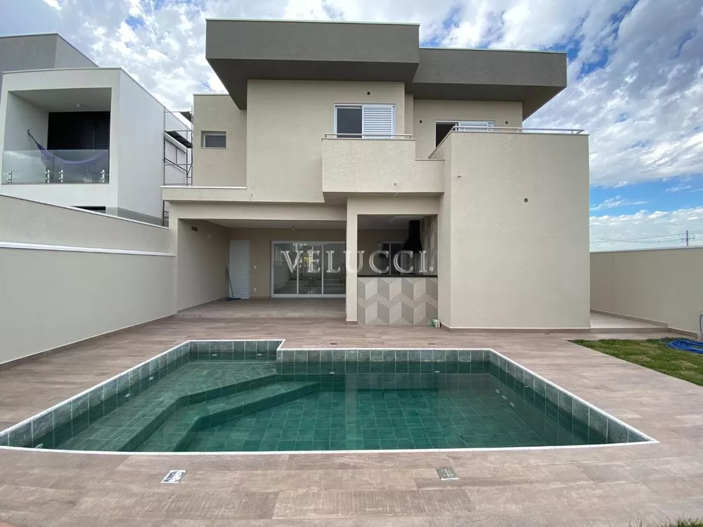 Casa, 4 quartos, 249 m² - Foto 1