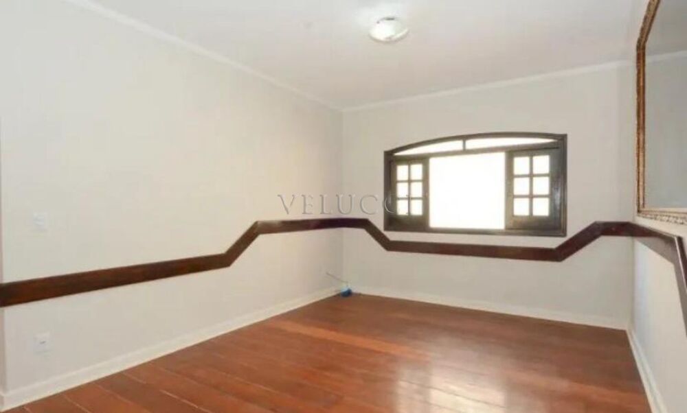 Casa para alugar com 4 quartos, 360m² - Foto 4