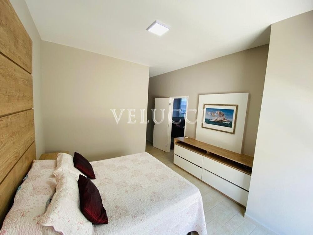 Casa, 4 quartos, 1842 m² - Foto 2