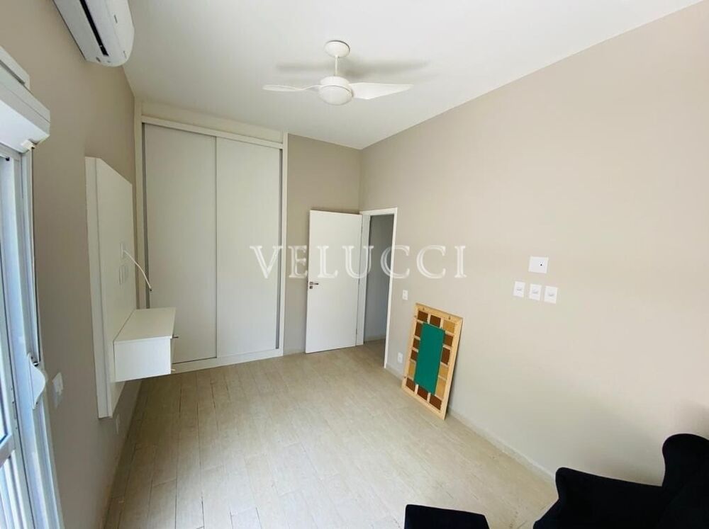 Casa, 4 quartos, 1842 m² - Foto 1