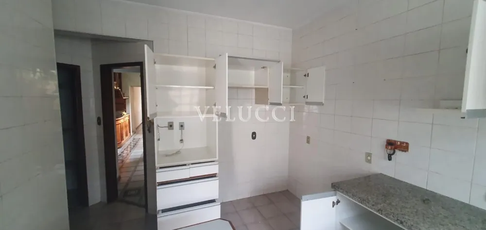 Casa, 5 quartos, 253 m² - Foto 1