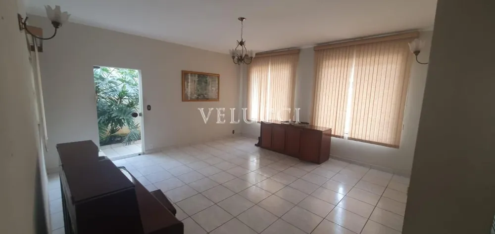 Casa, 5 quartos, 253 m² - Foto 2