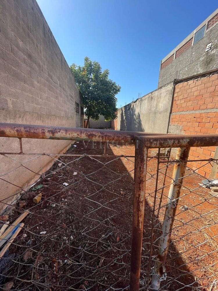 Terreno à venda, 135m² - Foto 1