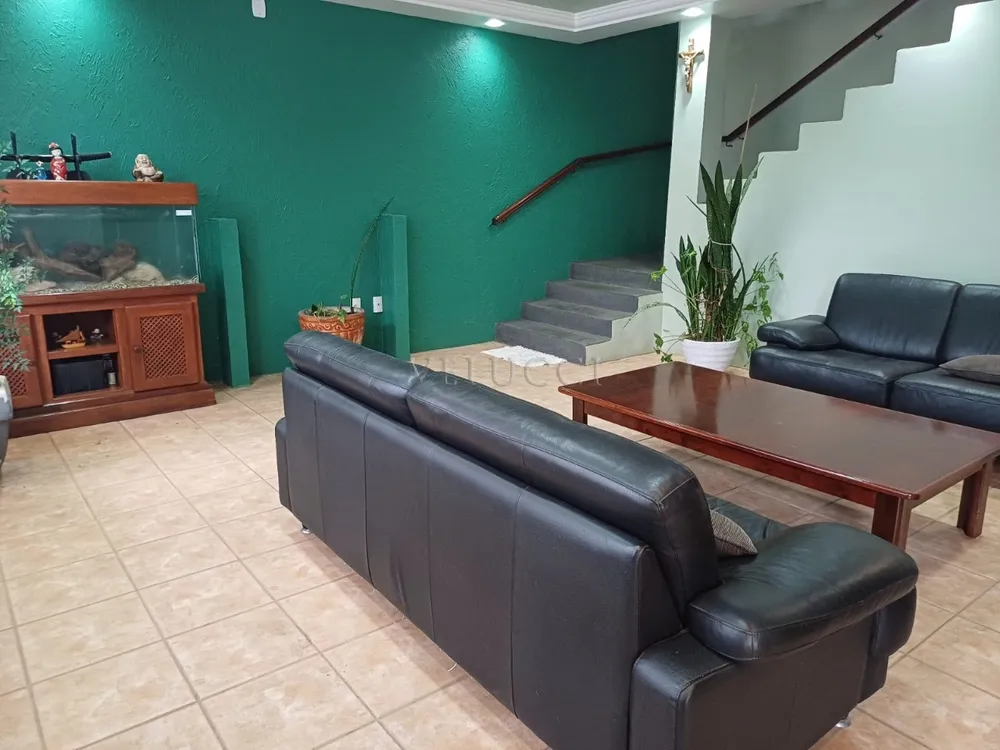 Casa, 3 quartos, 250 m² - Foto 1