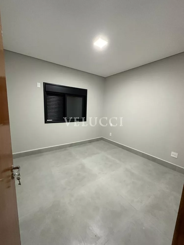 Casa, 3 quartos, 212 m² - Foto 1