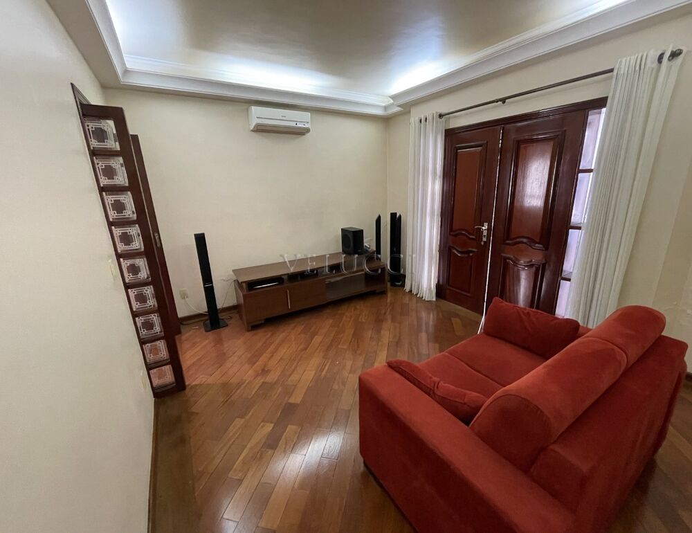 Casa, 3 quartos, 184 m² - Foto 1
