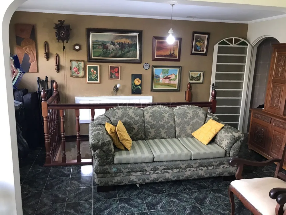 Casa, 4 quartos, 190 m² - Foto 1