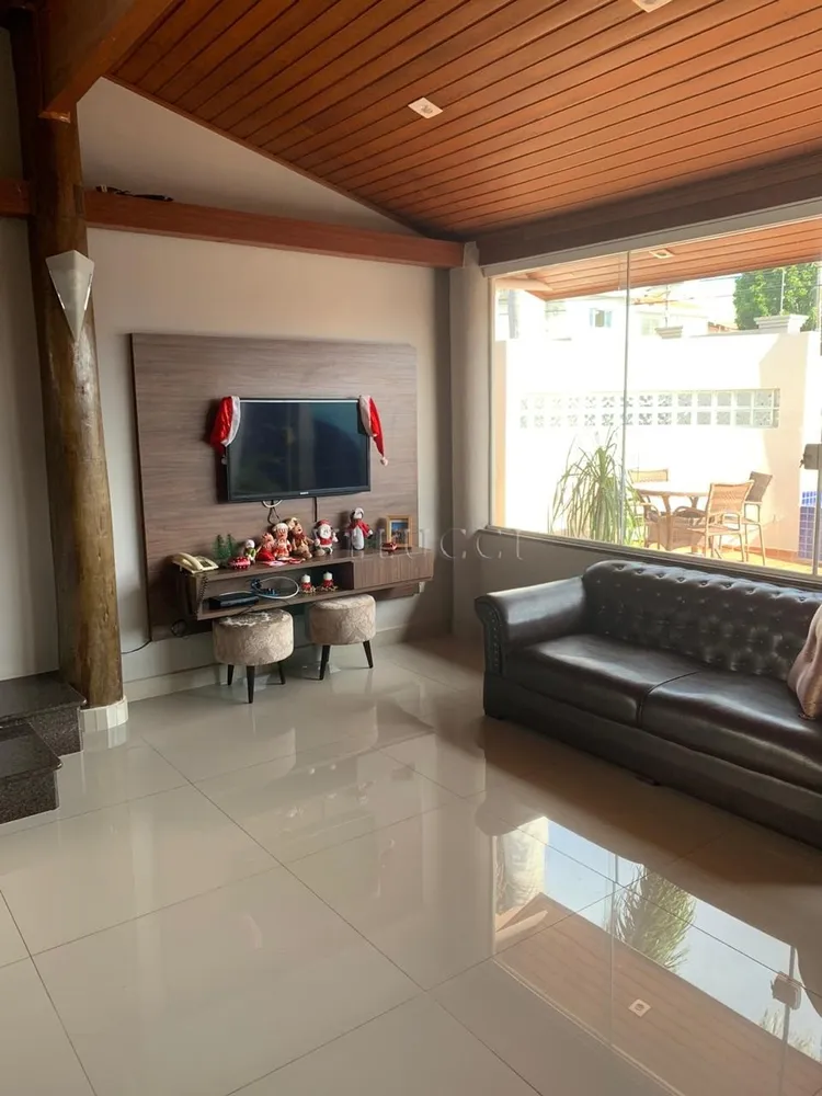 Casa, 3 quartos, 480 m² - Foto 1
