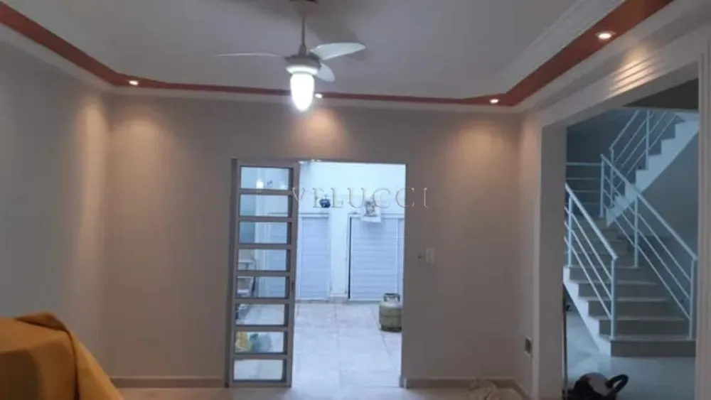 Casa, 3 quartos, 218 m² - Foto 1