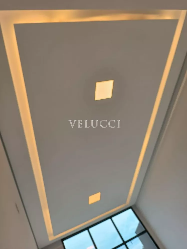 Casa, 3 quartos, 215 m² - Foto 1