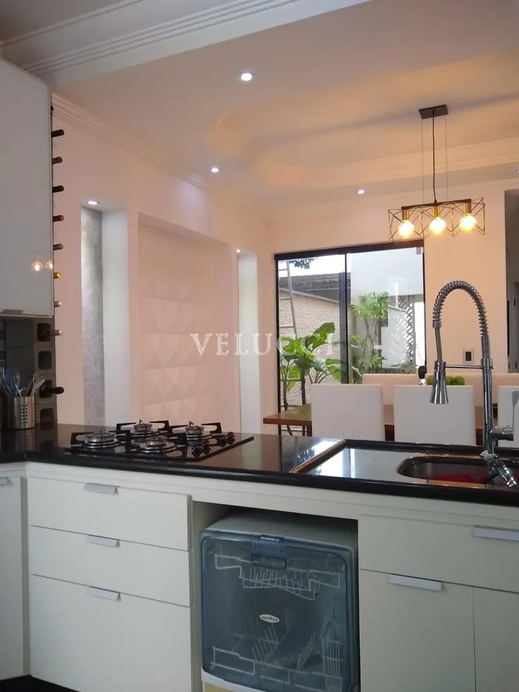 Casa, 3 quartos, 240 m² - Foto 14