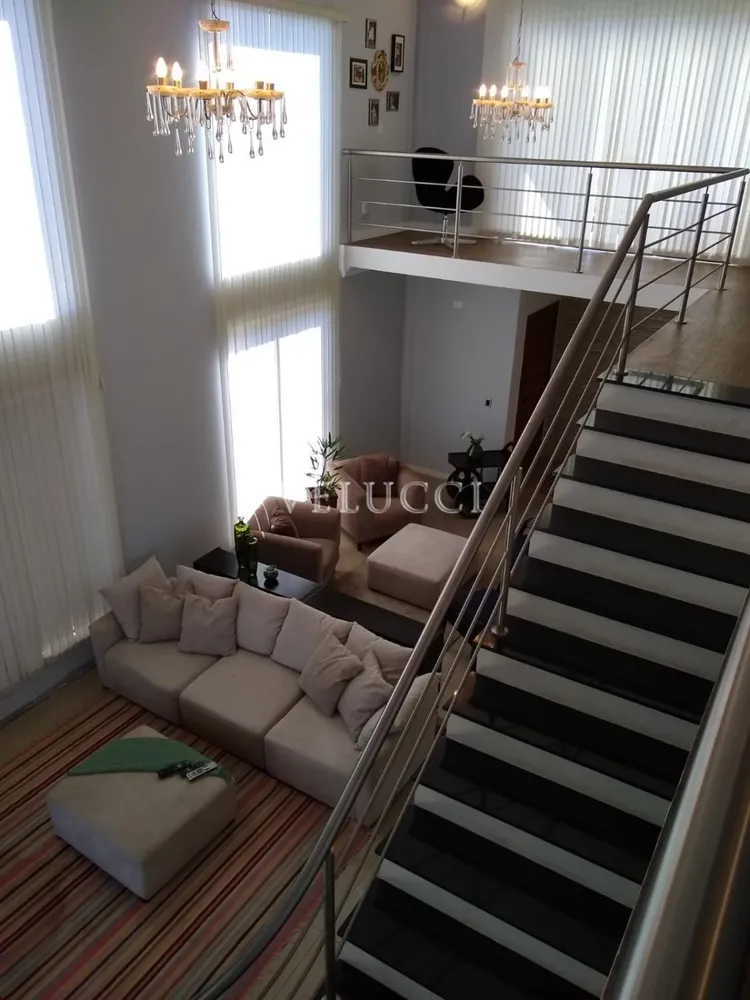 Casa, 3 quartos, 240 m² - Foto 1