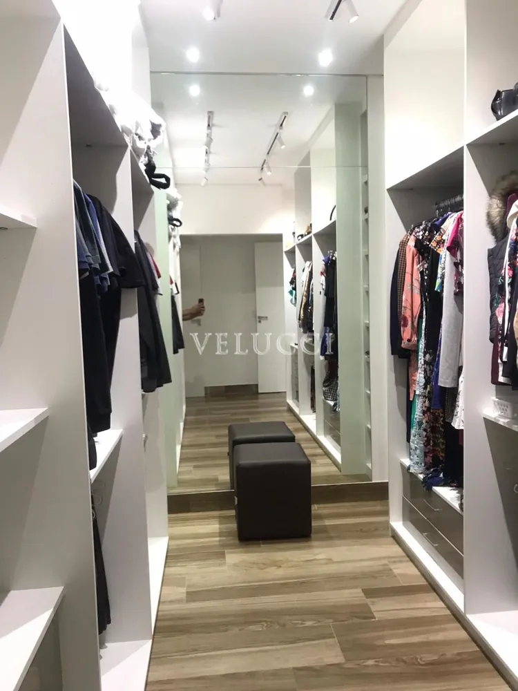 Casa, 3 quartos, 235 m² - Foto 1