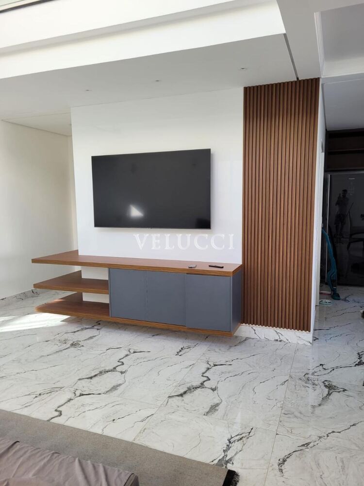 Casa à venda com 3 quartos, 235m² - Foto 2
