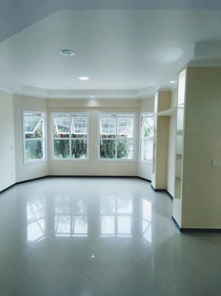 Casa, 5 quartos, 270 m² - Foto 4