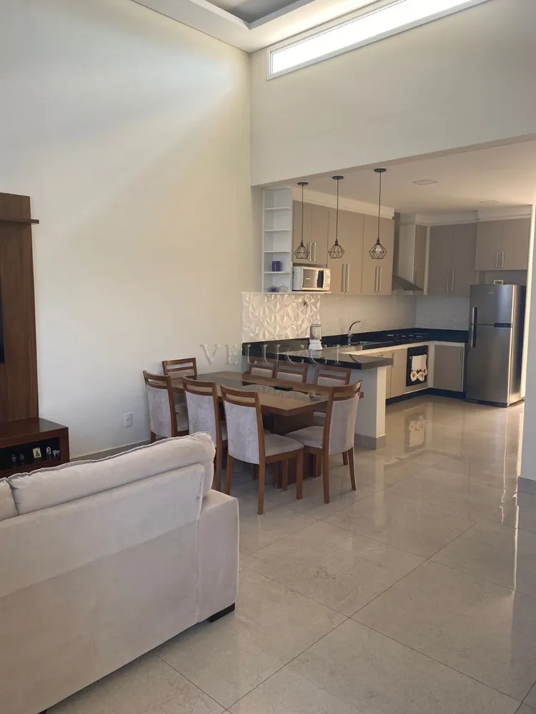 Casa, 3 quartos, 143 m² - Foto 1