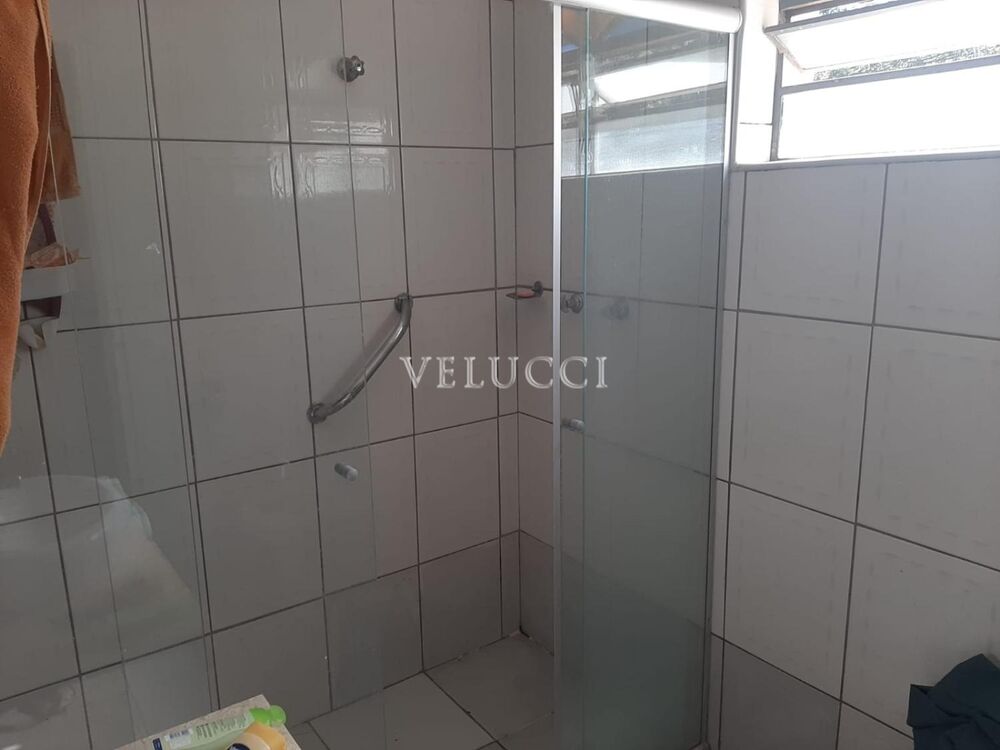 Chácara à venda com 3 quartos, 250m² - Foto 2