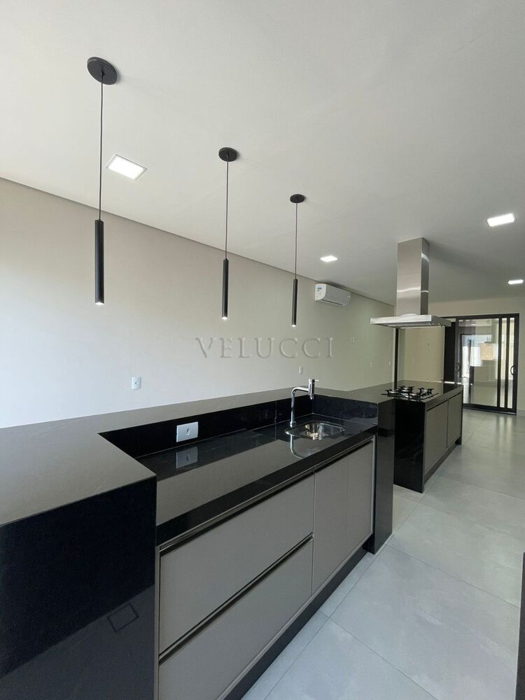 Casa, 3 quartos, 191 m² - Foto 2
