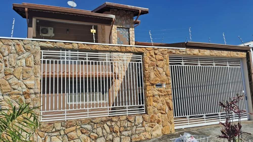Casa, 4 quartos, 257 m² - Foto 2