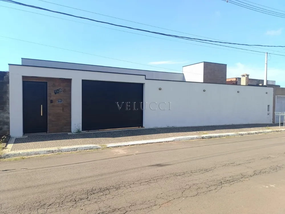 Casa, 3 quartos, 216 m² - Foto 1