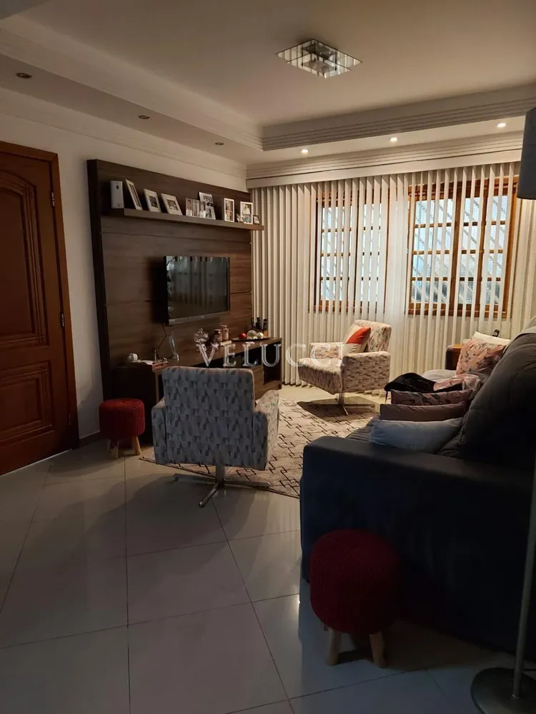 Casa, 3 quartos, 295 m² - Foto 1