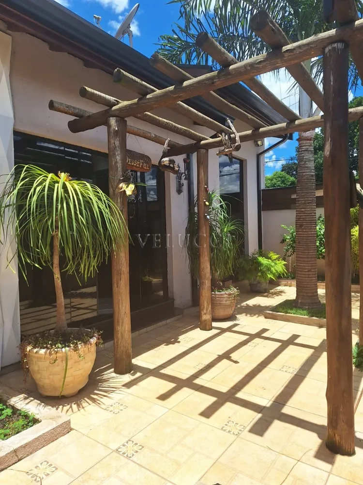 Casa, 3 quartos, 180 m² - Foto 2