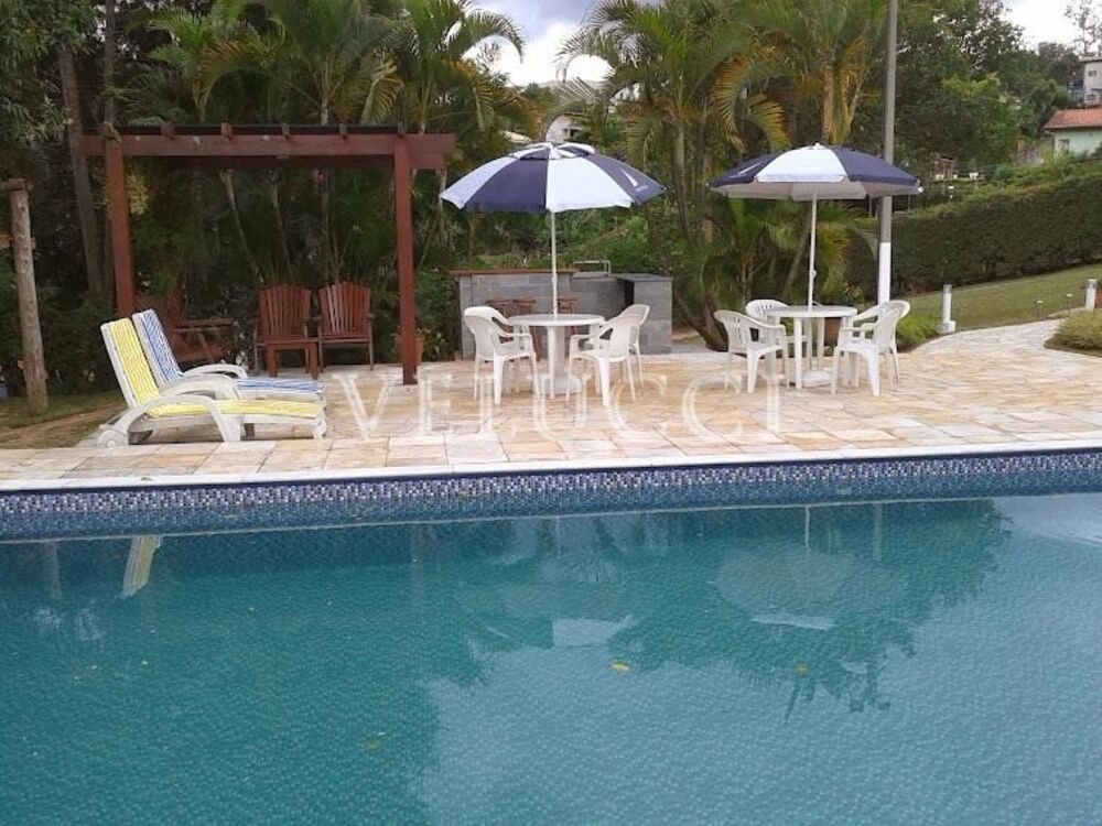 Chácara à venda com 4 quartos, 340m² - Foto 2