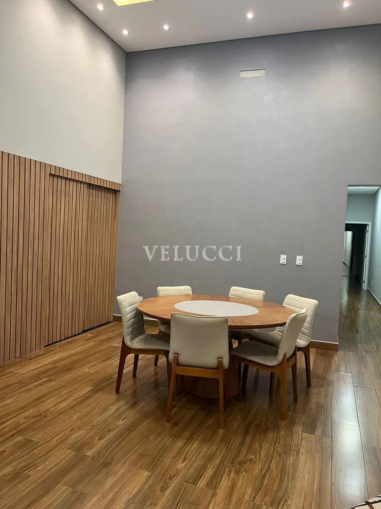 Casa, 3 quartos, 330 m² - Foto 1