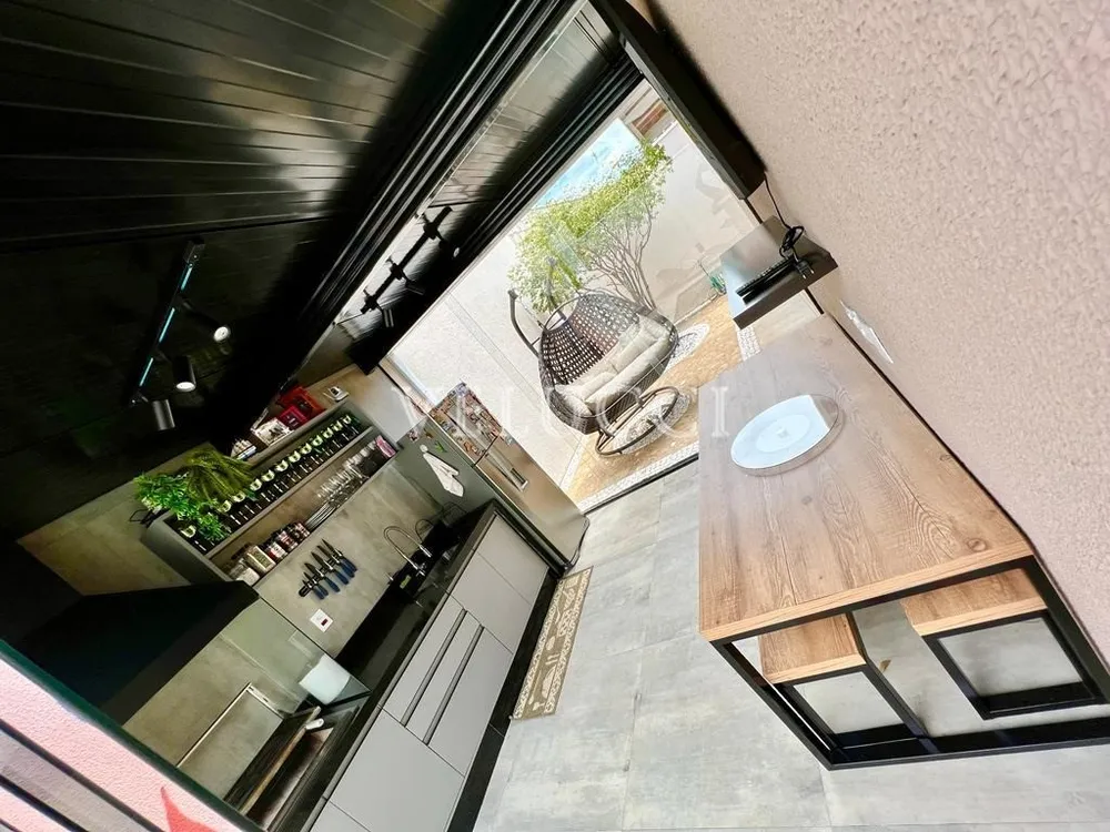 Casa, 2 quartos, 192 m² - Foto 1