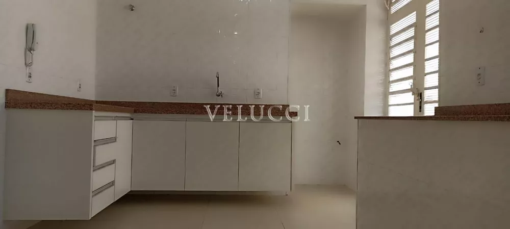 Casa à venda com 3 quartos, 200m² - Foto 3