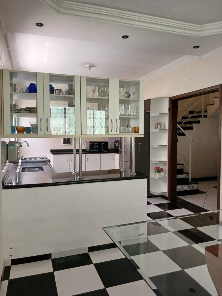 Casa, 3 quartos, 250 m² - Foto 8