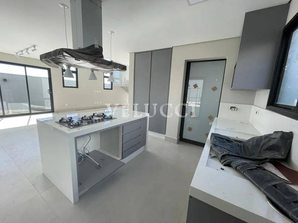 Casa, 3 quartos, 237 m² - Foto 1